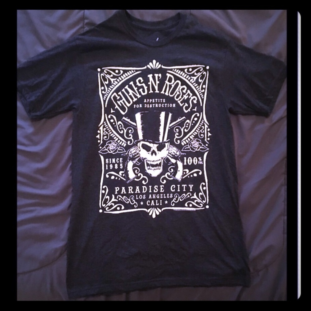 Guns & Roses Tee